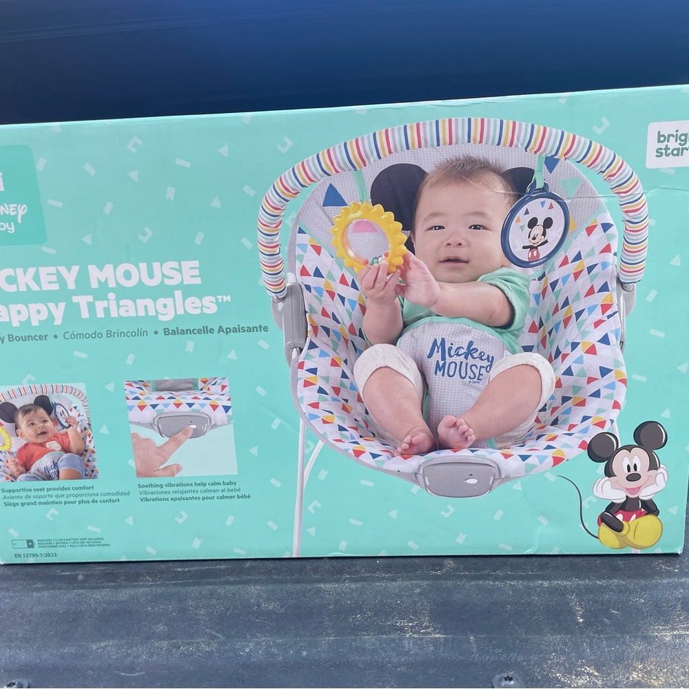 Disney Mickey Mouse Happy Triangles Bouncer